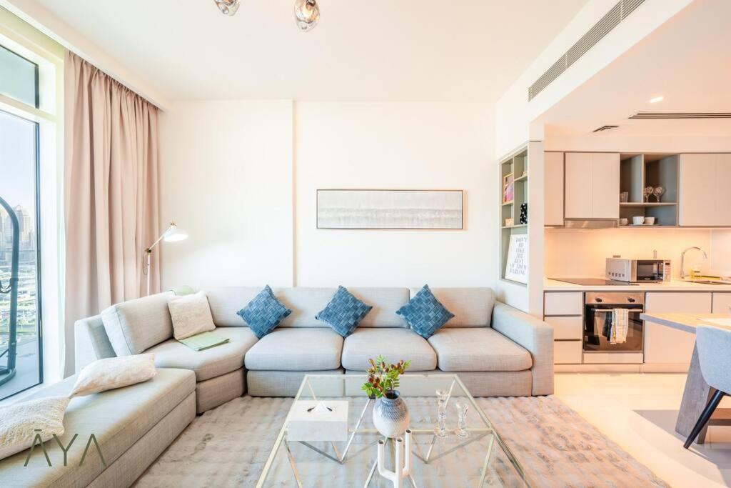 Appartement Luxurious 2-br At Sunrise Bay, Emaar Beachfront