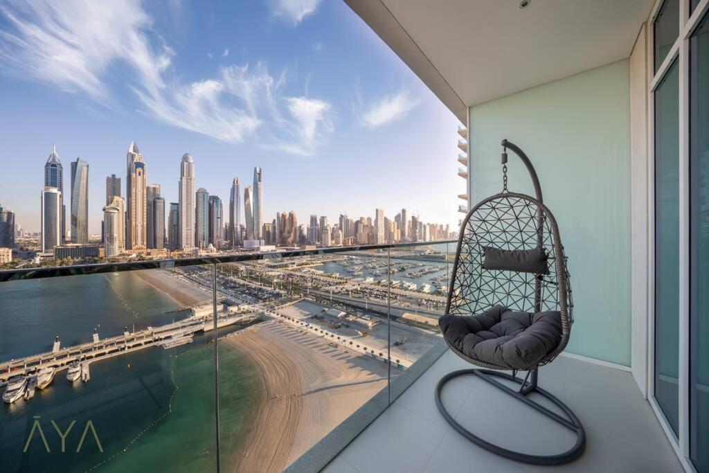 Appartement Luxurious 2-br At Sunrise Bay, Emaar Beachfront Dubaï