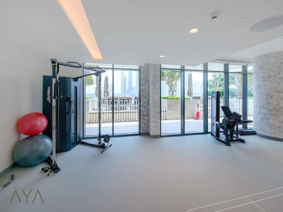 Luxurious 2-br At Sunrise Bay, Emaar Beachfront Appartement Dubaï
