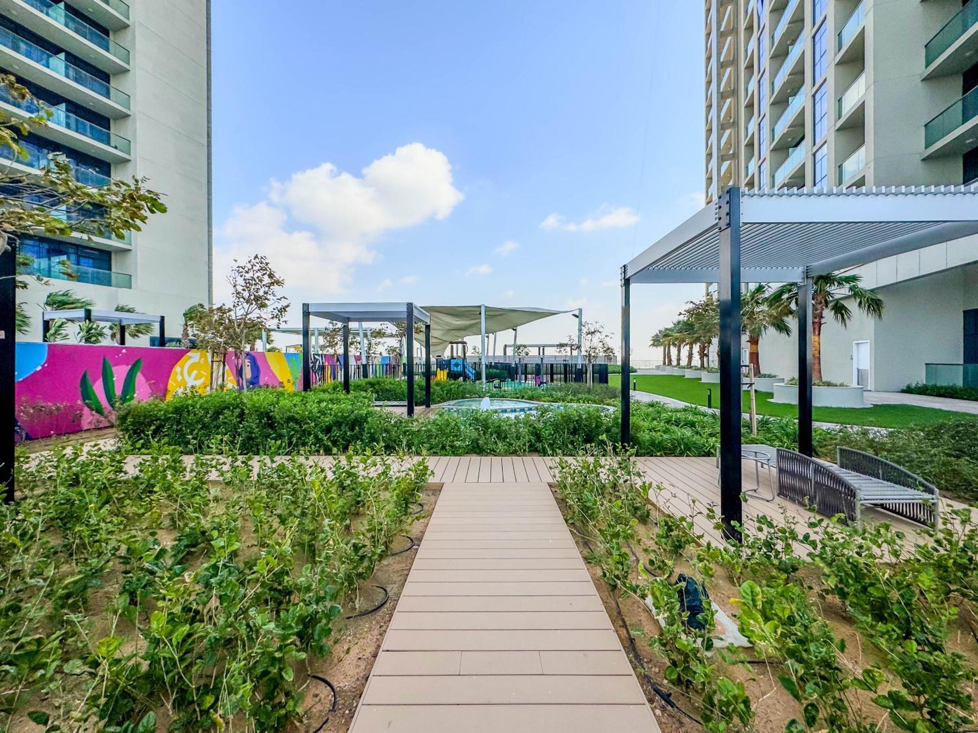Luxe 1-bed Retreat In Business Bay Dubaï