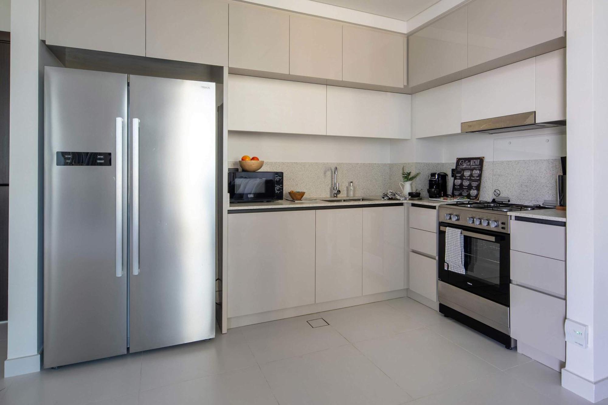 Frank Porter - Marina Vista Tower 2 Appartement