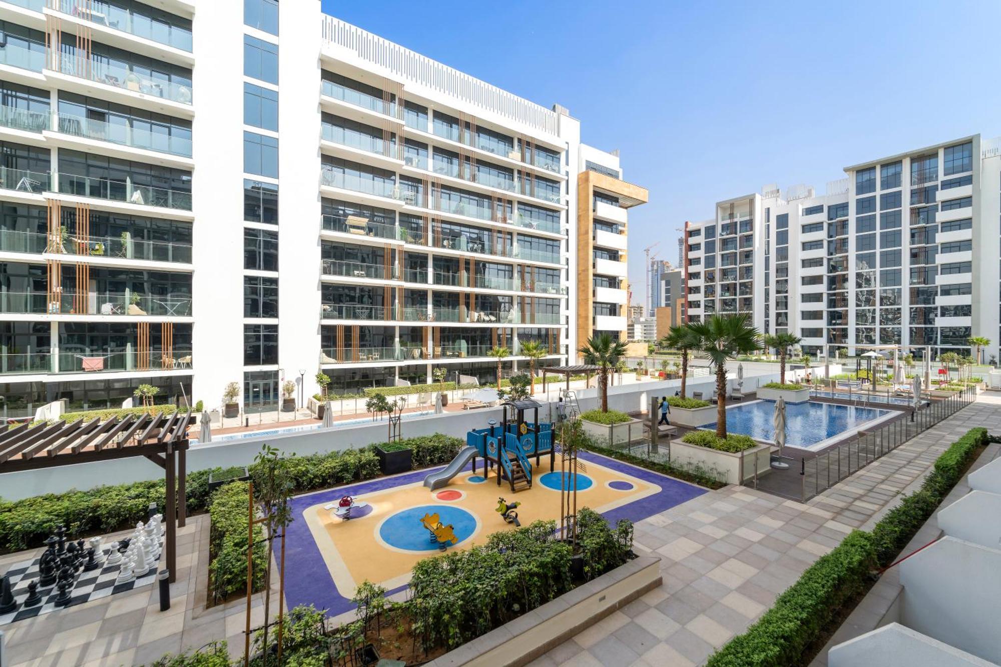 Appartement Azizi Riviera 28 Community View