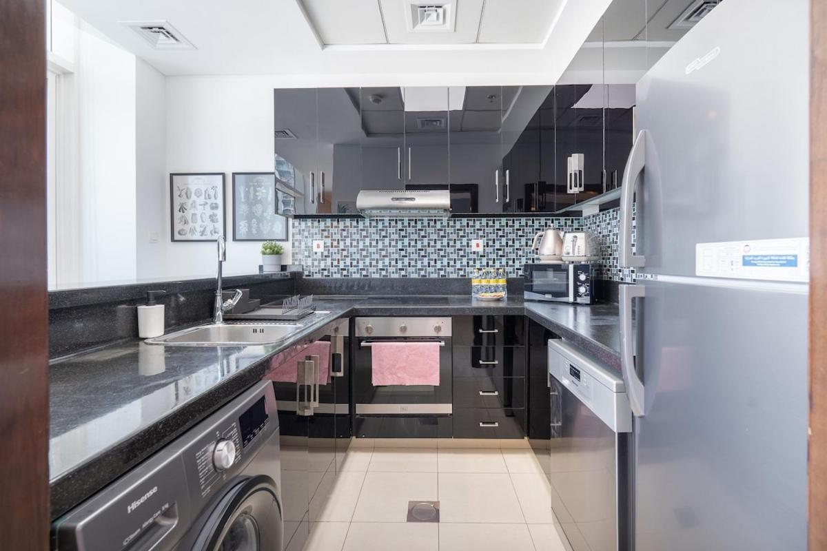 Charming Comfy 2-bedroom In Marina Appartement *