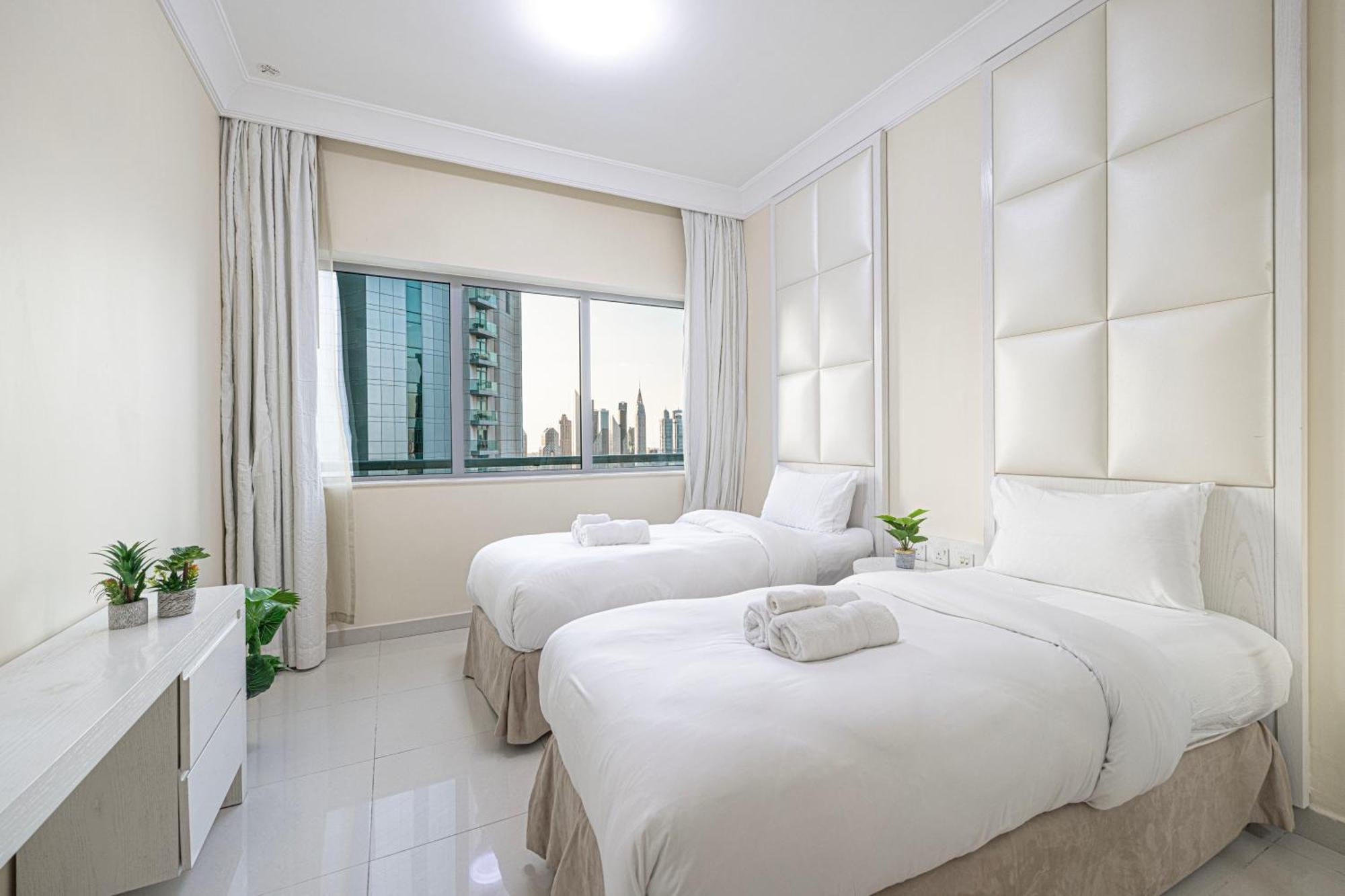 3 Bedrooms In Damac Maison Mall Street! Burj Khalifa View! 2 Minute Walk To Mall! Apartamento *