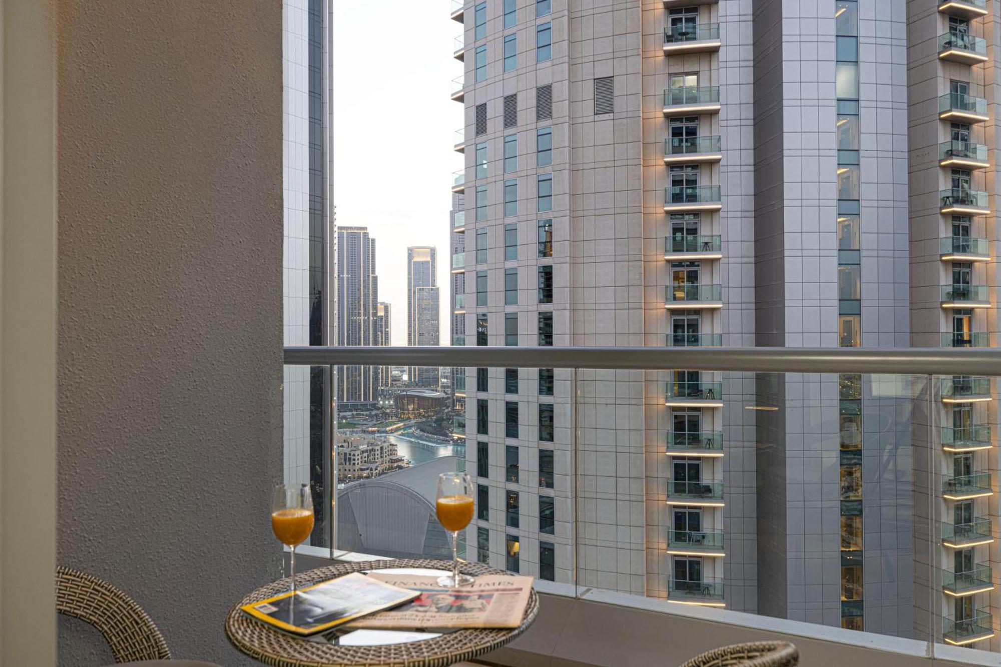 Apartamento 3 Bedrooms In Damac Maison Mall Street! Burj Khalifa View! 2 Minute Walk To Mall! *