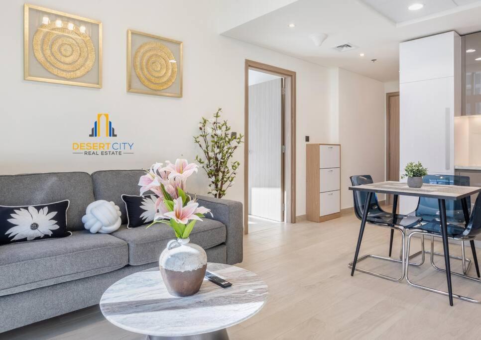 Fully Furnished One Bed In Meydan, Hosted By Desert Apartamento *