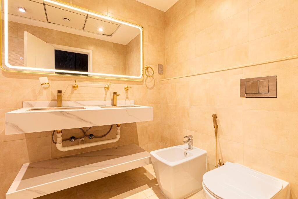 Breathtaking Palm View 2br In Marina Appartement