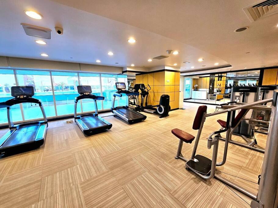 Sunrise Homes - Modern Beside Canal *