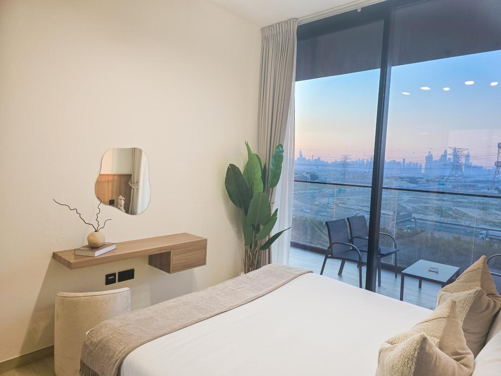 Easygo-serene 1bdr With Terrace Binghatti Corner Jvc * Dubaï