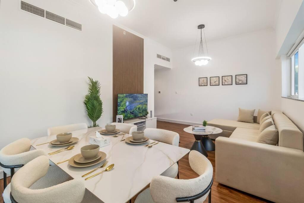 Stunning 2br In The Heart Of Marina Appartement