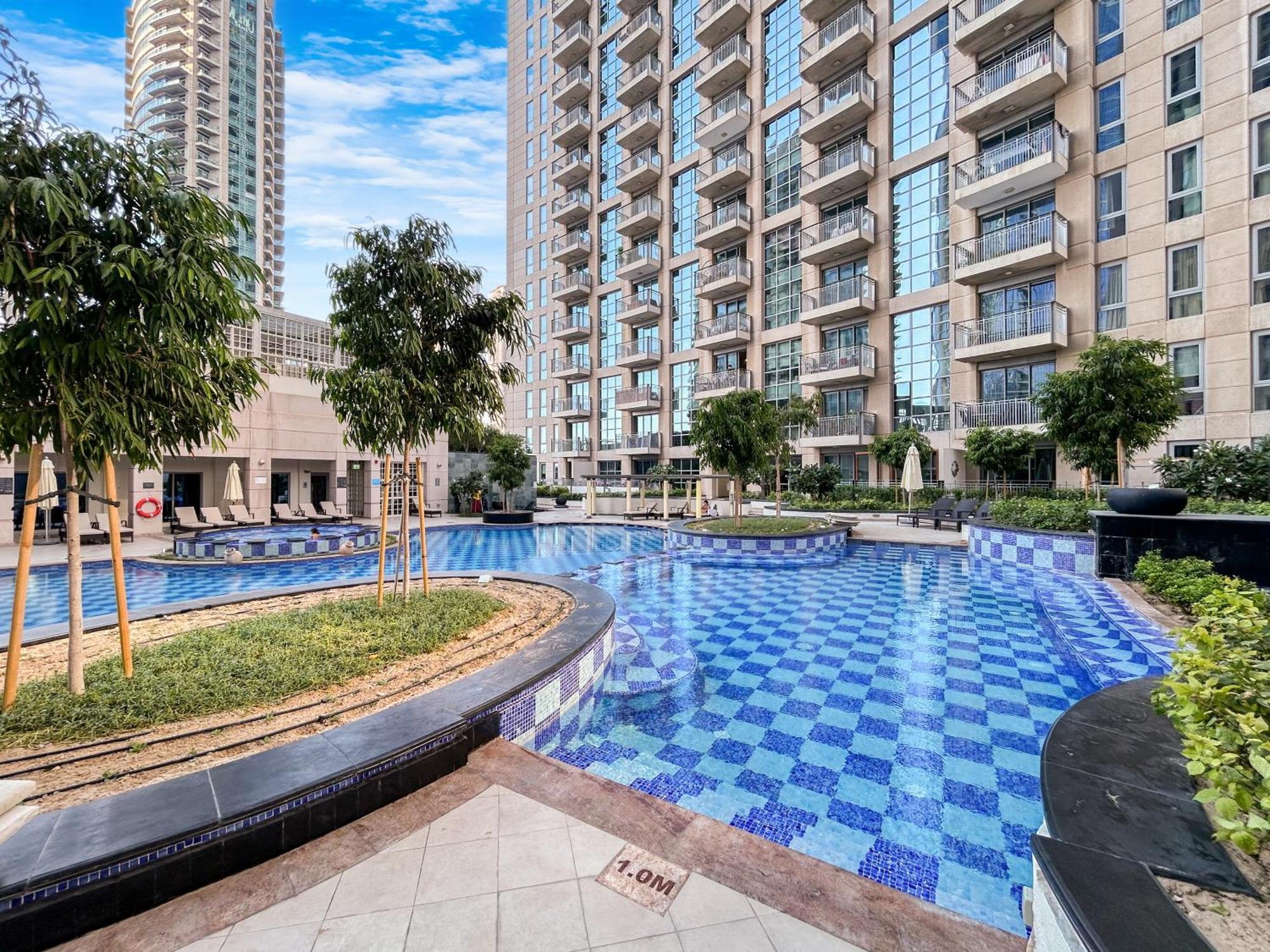 Exclusive Steps Away From Burj & Mall * Dubaï