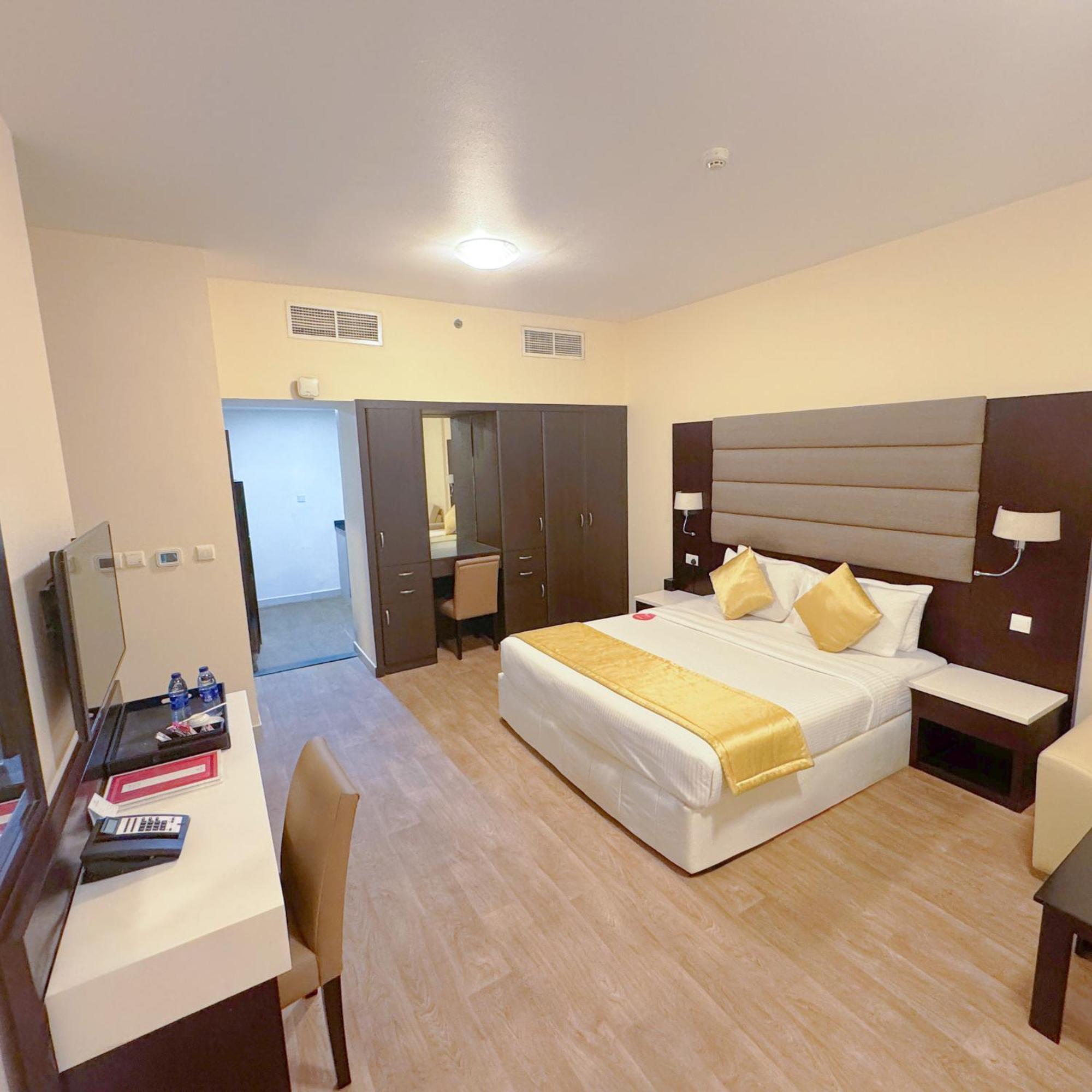 Emirates Grand Apartahotel 3*