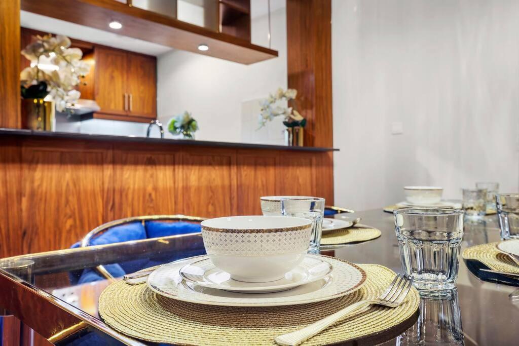 First Class 2br With Full Downtown Skyline View * Dubai