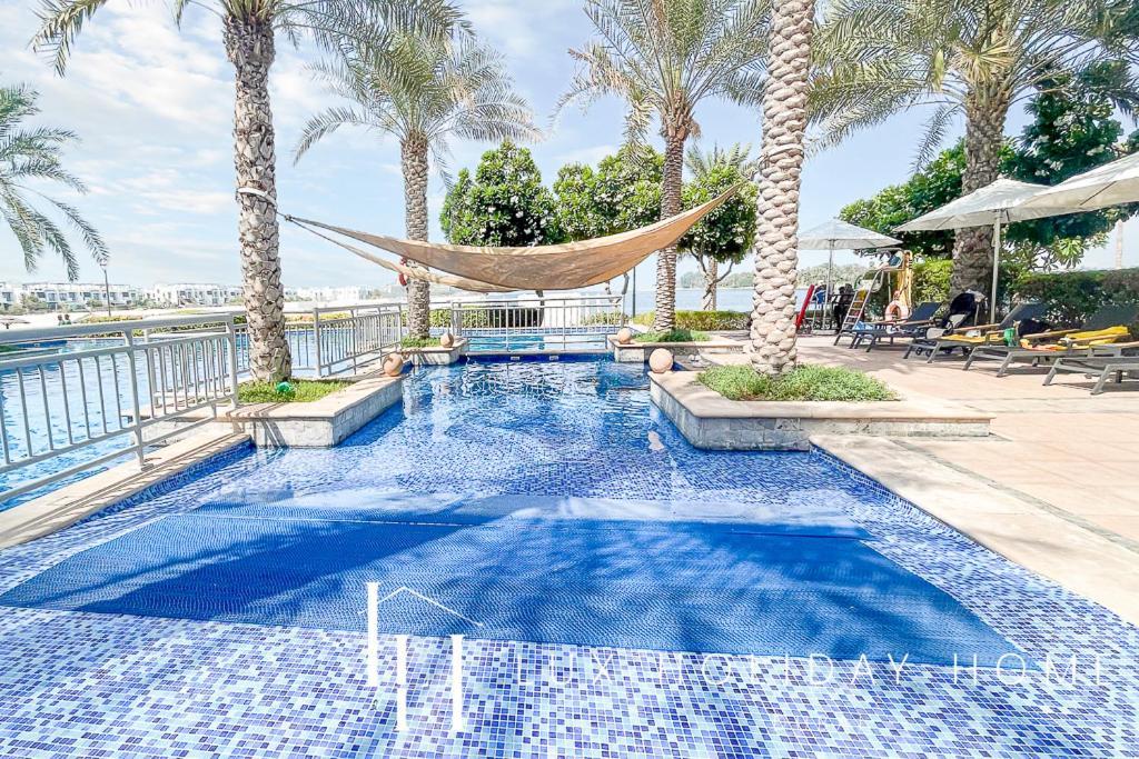 Lux - The Shoreline Penthouse Apartemen Dubai