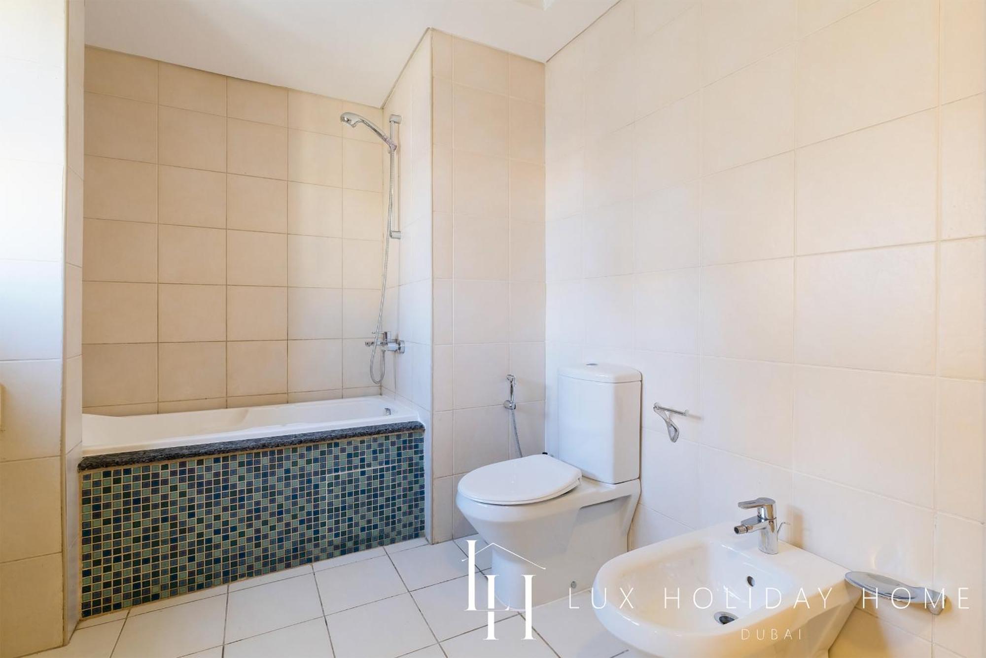 Lux - The Shoreline Penthouse Dubái