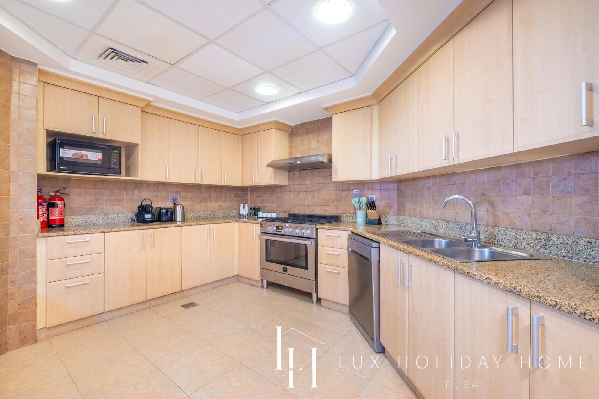Lux - The Shoreline Penthouse * Dubái