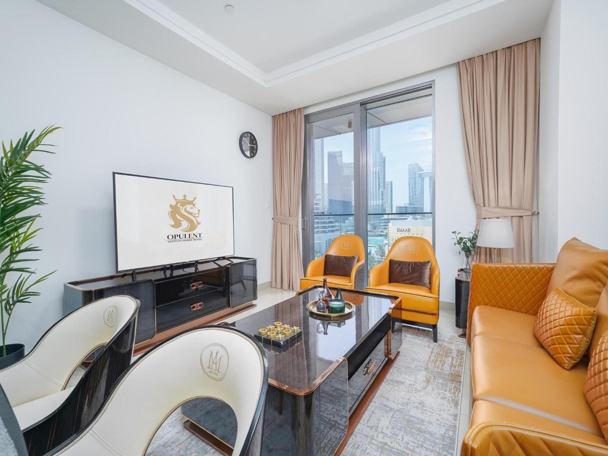 Appartamento Luxurious Stylish Across Mall Burj Khalifa City Views