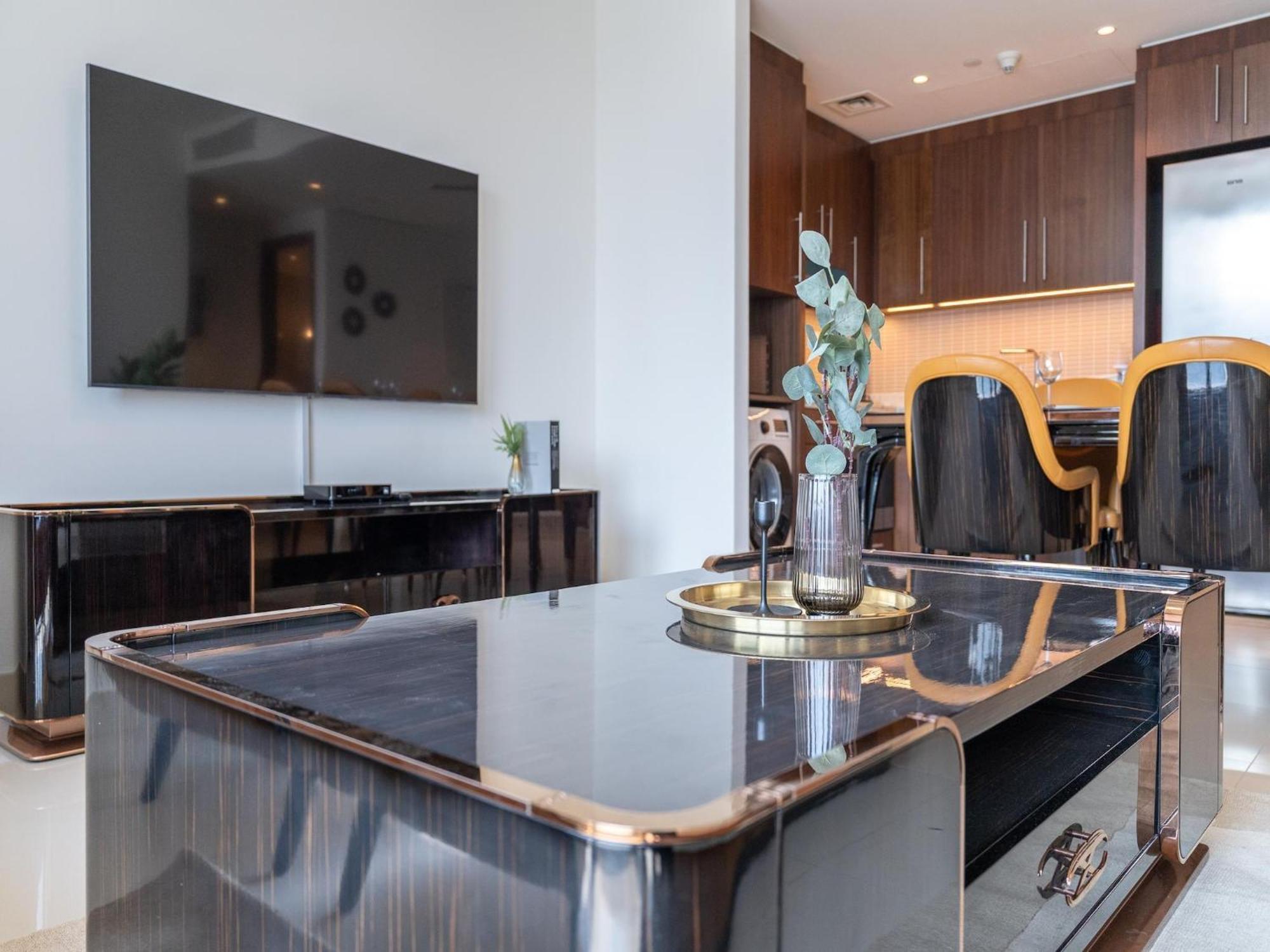 Appartamento Luxurious Stylish Across Mall Burj Khalifa City Views *