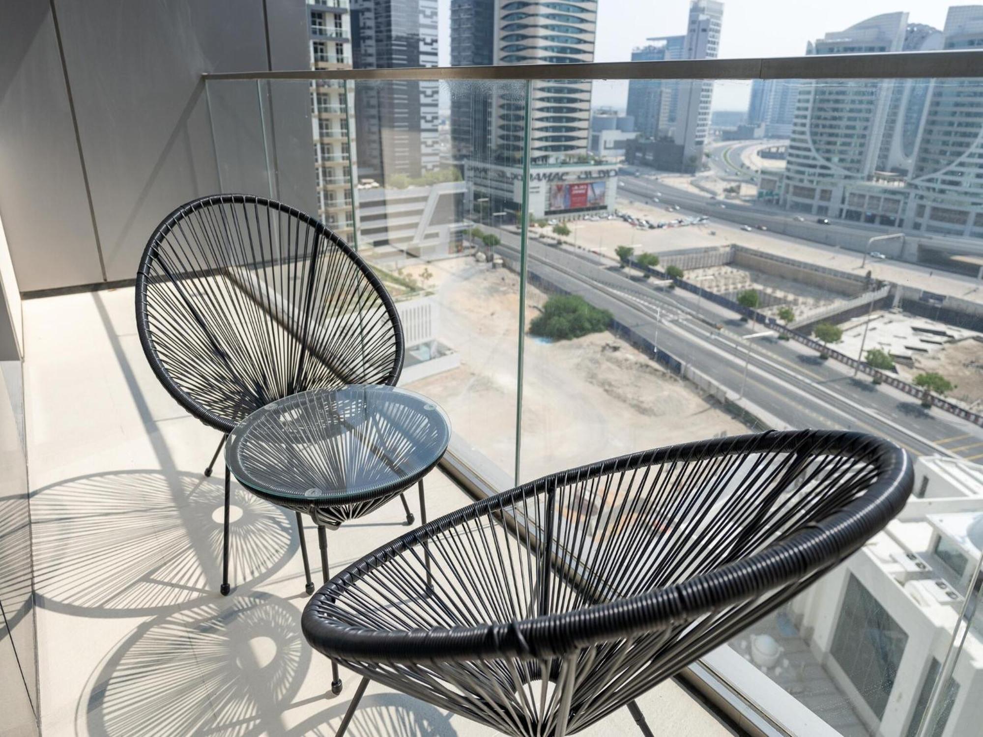 Luxurious Stylish Across Mall Burj Khalifa City Views Appartamento