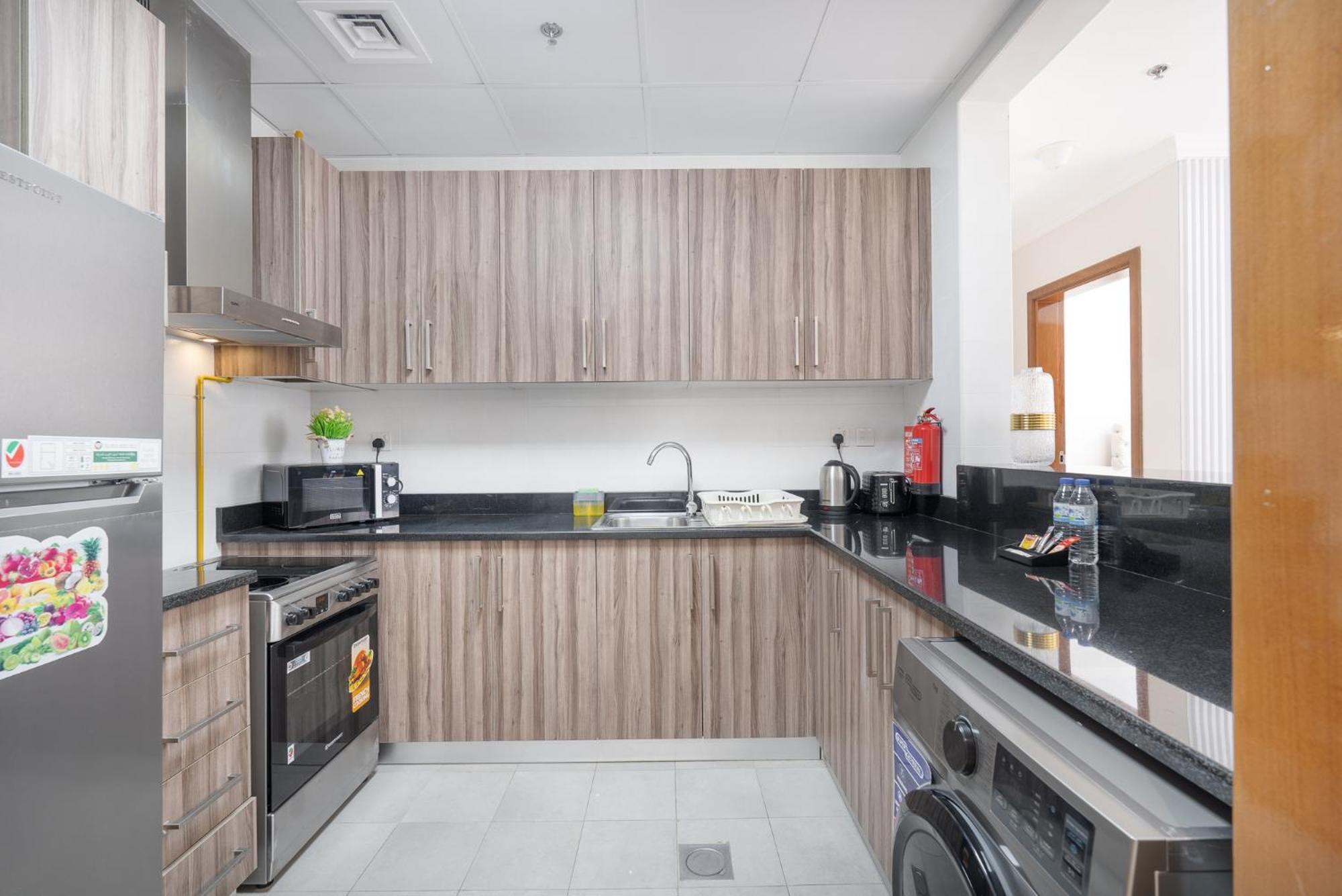 Heaven Crest Homes: Downtown Near Mall & Burj Khalifa Apartment *