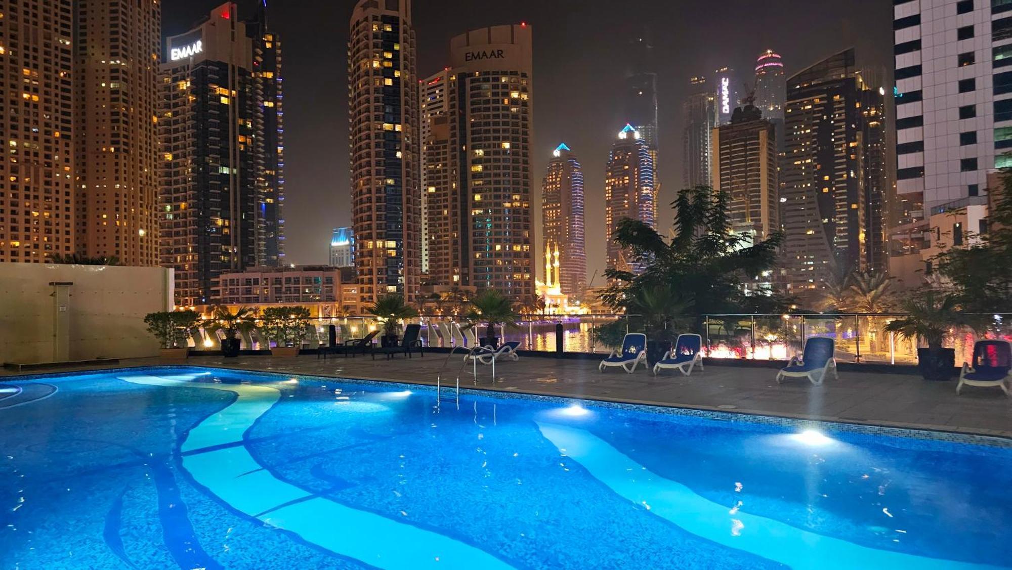 Exquisite Marina View 2 Bedrooms Near Metro And Marina Mall * Dubaï