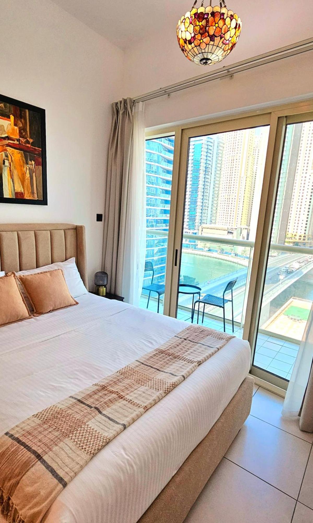 Appartement Exquisite Marina View 2 Bedrooms Near Metro And Marina Mall Dubaï