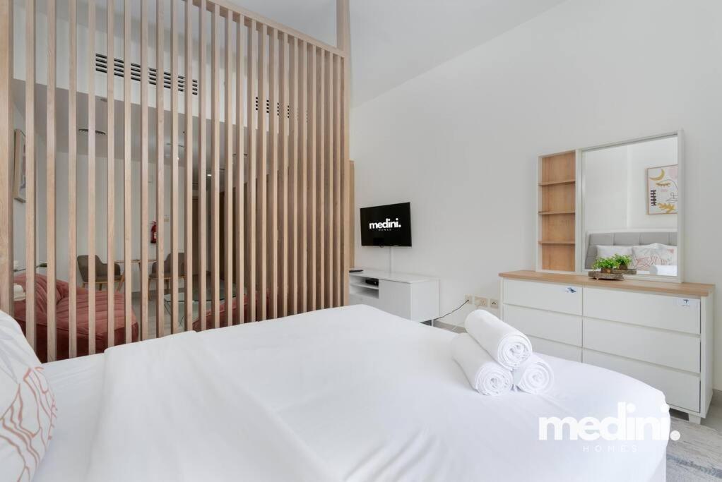 Appartement Large In Jvc - *