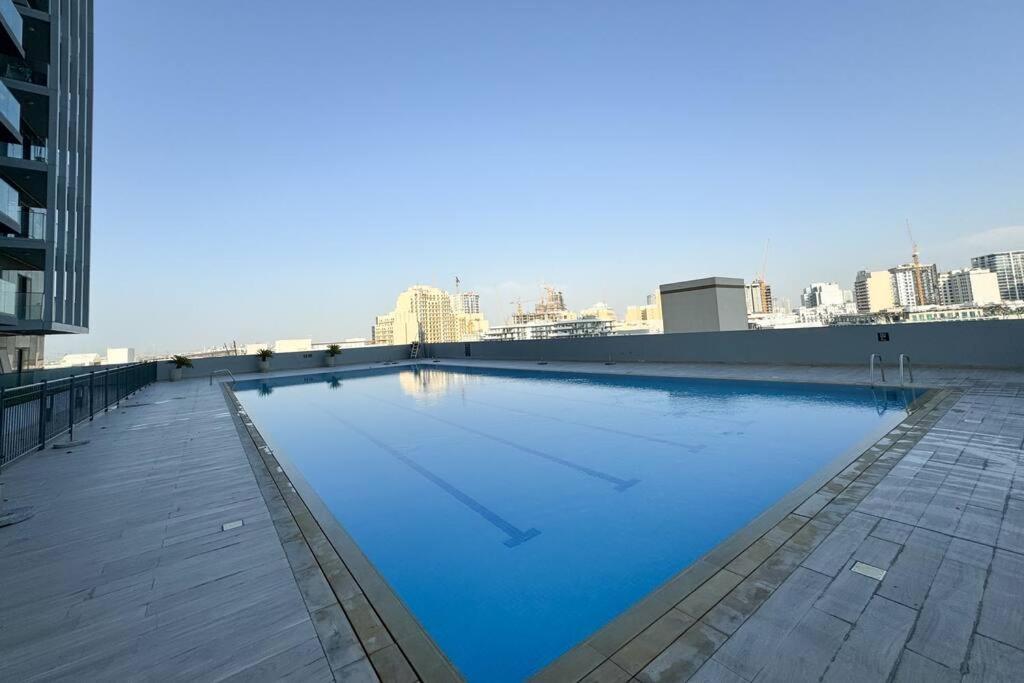Bright And Stylish In Jvc With Skyline View Apartamento Dubái