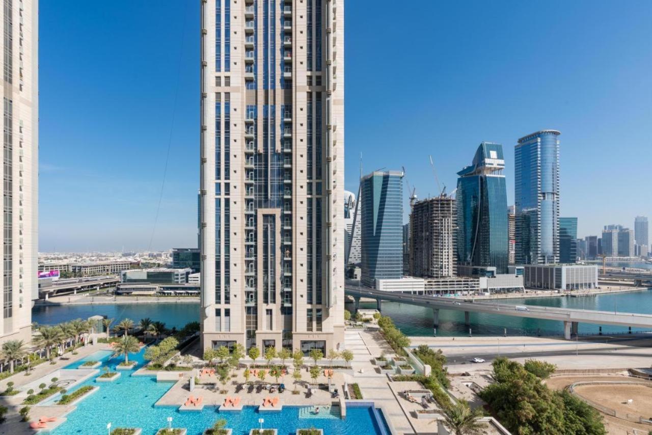 Amazing 1 Bedroom - Downtown Dubai, Canal & Burj Views Dubái