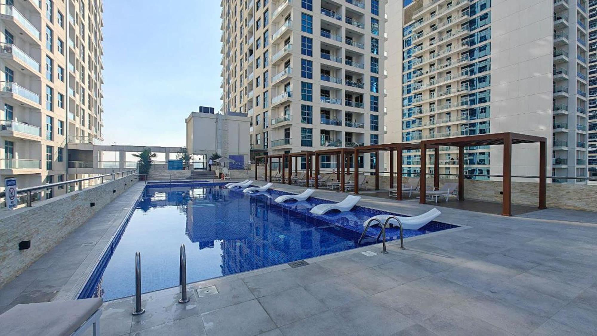 Spacious 2-bedroom With Marina Views In Dec Tower 2 * Dubaï