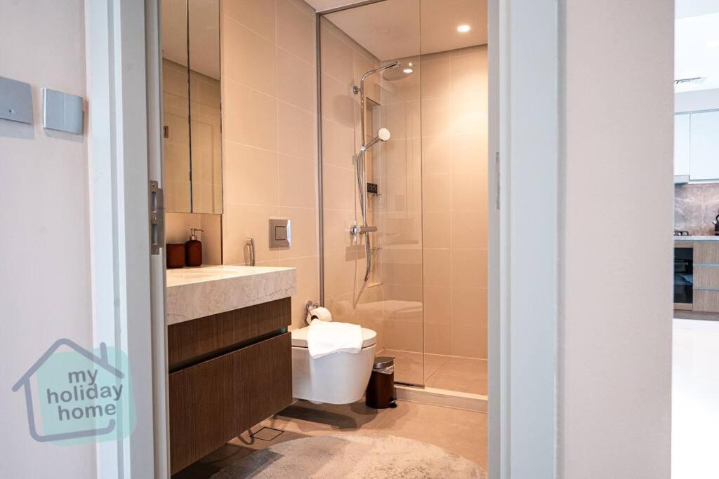 Beautiful 1br In Emaar Beachfront With Private Access Appartement *