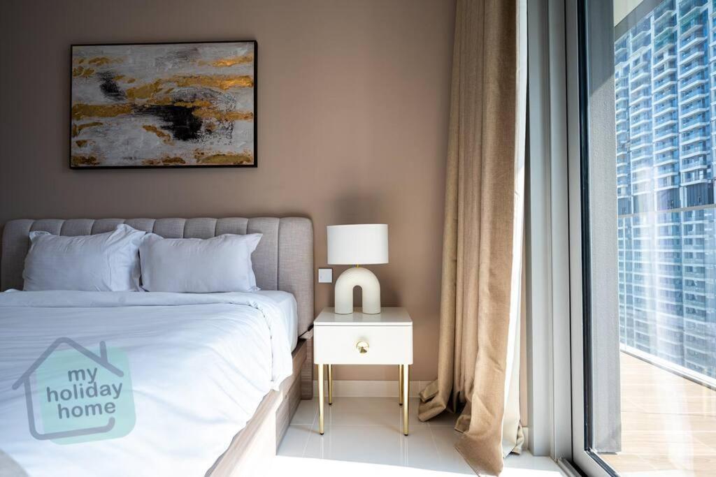 Appartement Beautiful 1br In Emaar Beachfront With Private Access Dubaï