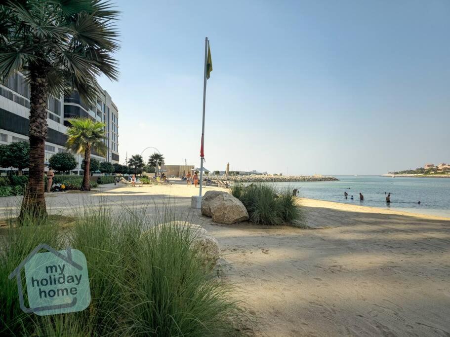 Beautiful 1br In Emaar Beachfront With Private Access Appartement *