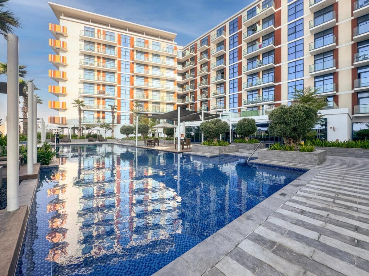Apartment Modern 1-bed Retreat In Celestia, South *