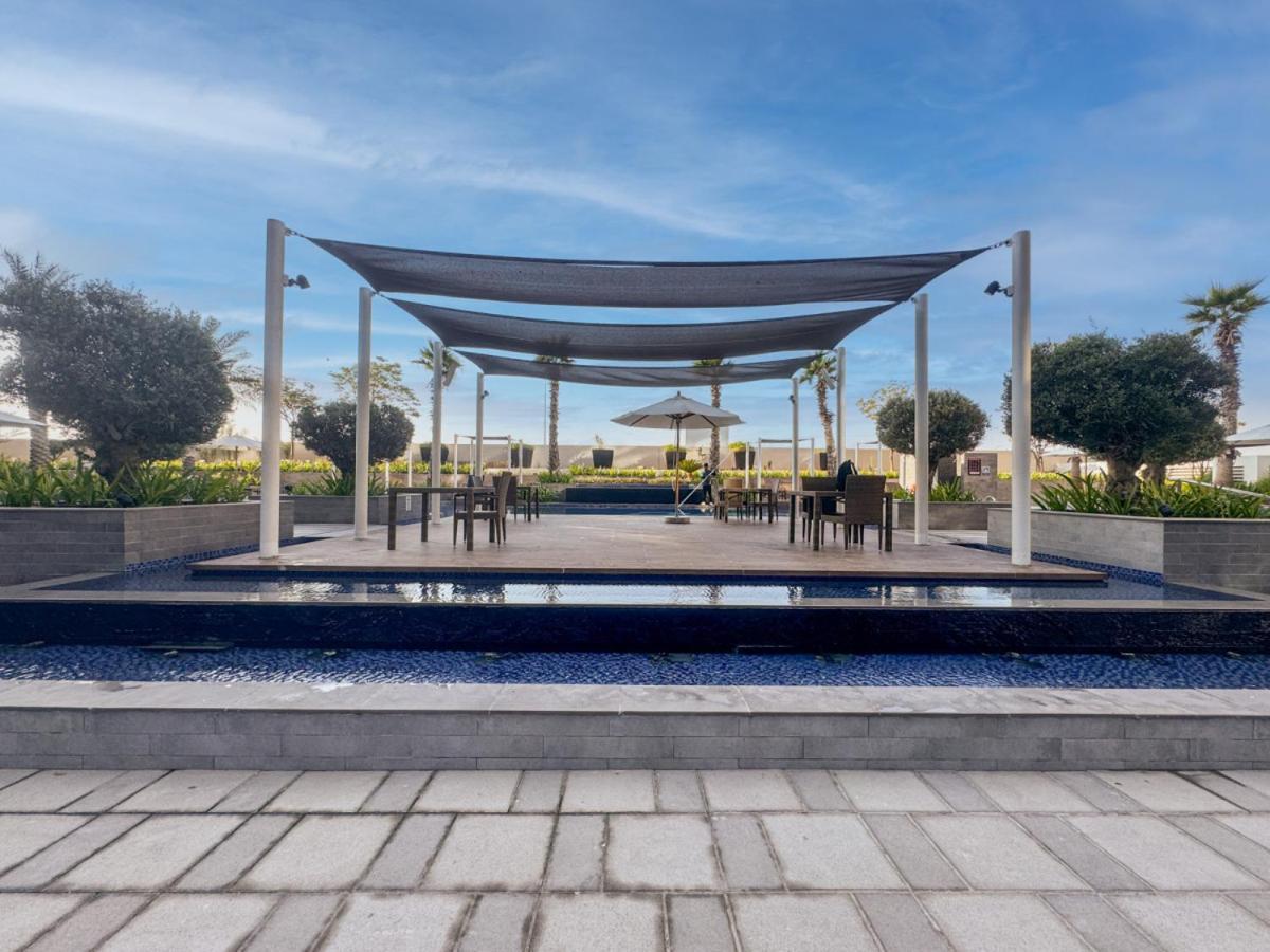 Modern 1-bed Retreat In Celestia, South Appartement