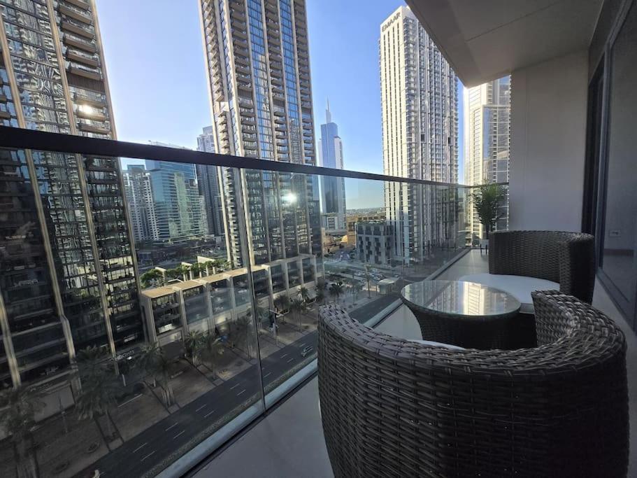 Luxury 1br Burj Khalifa View Walk To Mal * Dubái