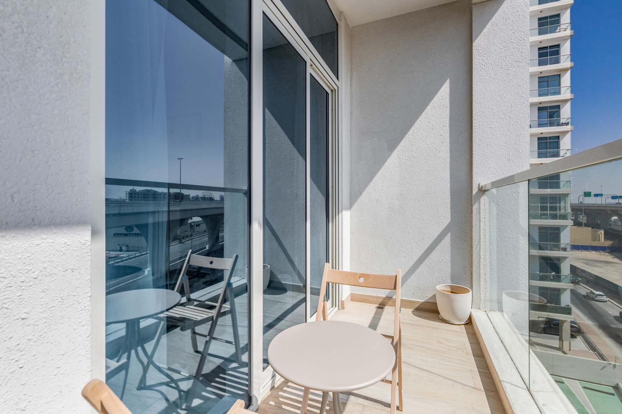 Knokey Marina Comfortable With Pool And Gym Appartement Dubaï
