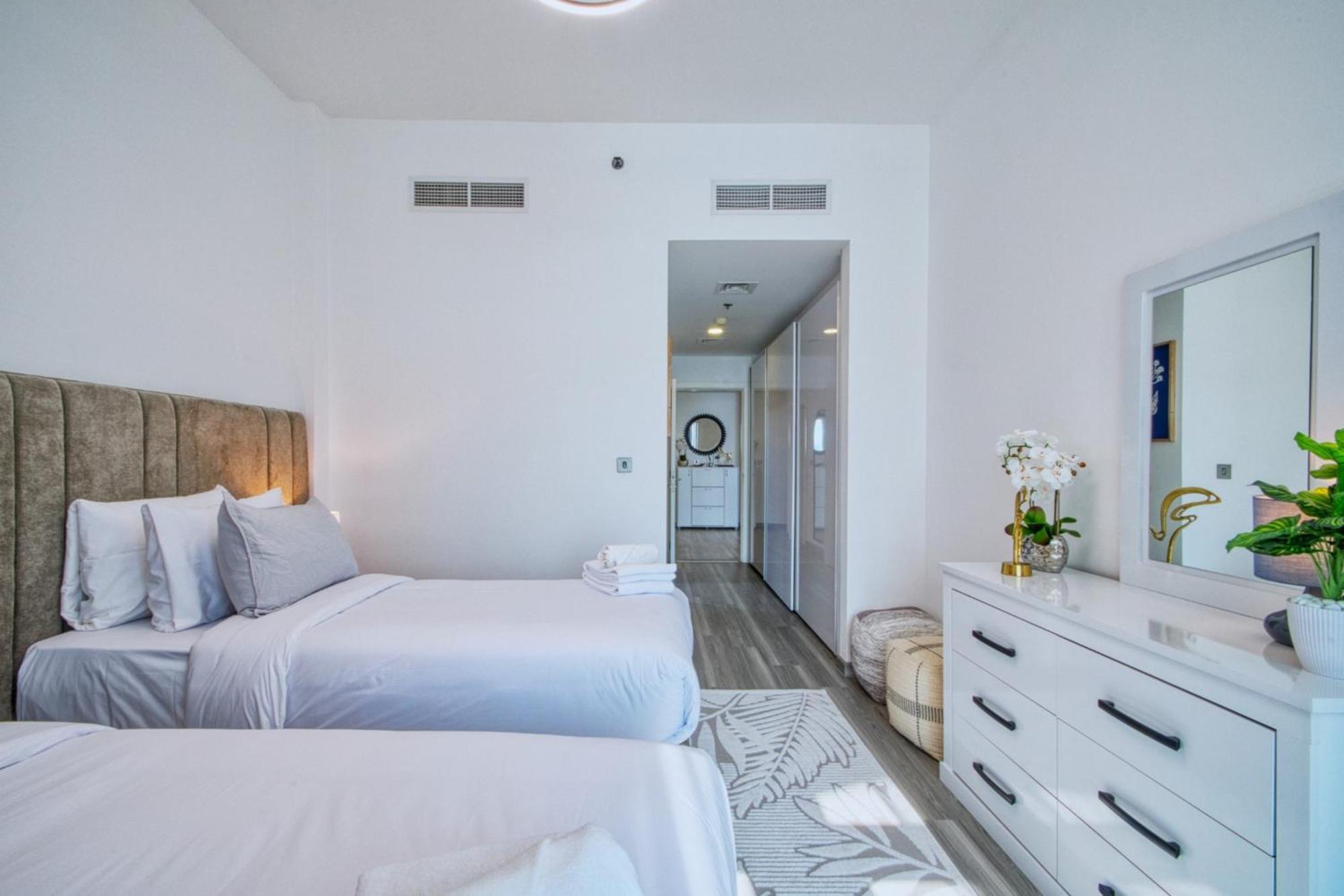 Luxury Royal Bay Beachfront By Globalstay Dubái