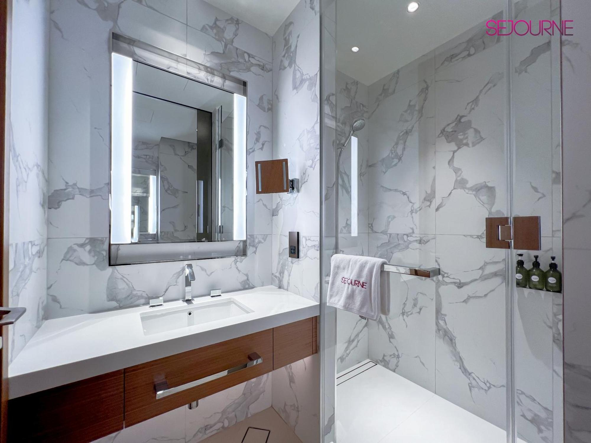 #25 High End 2br In The Address Opera Appartement *