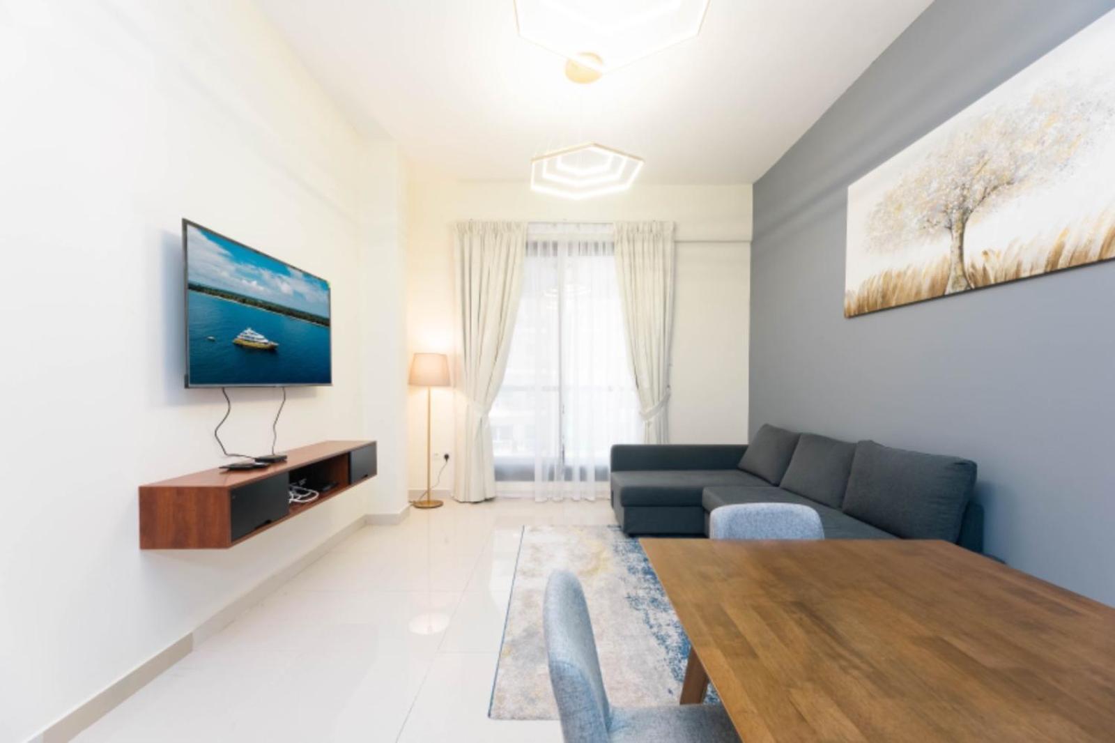 Appartement Prime Location Huge One Bedroom Marina *