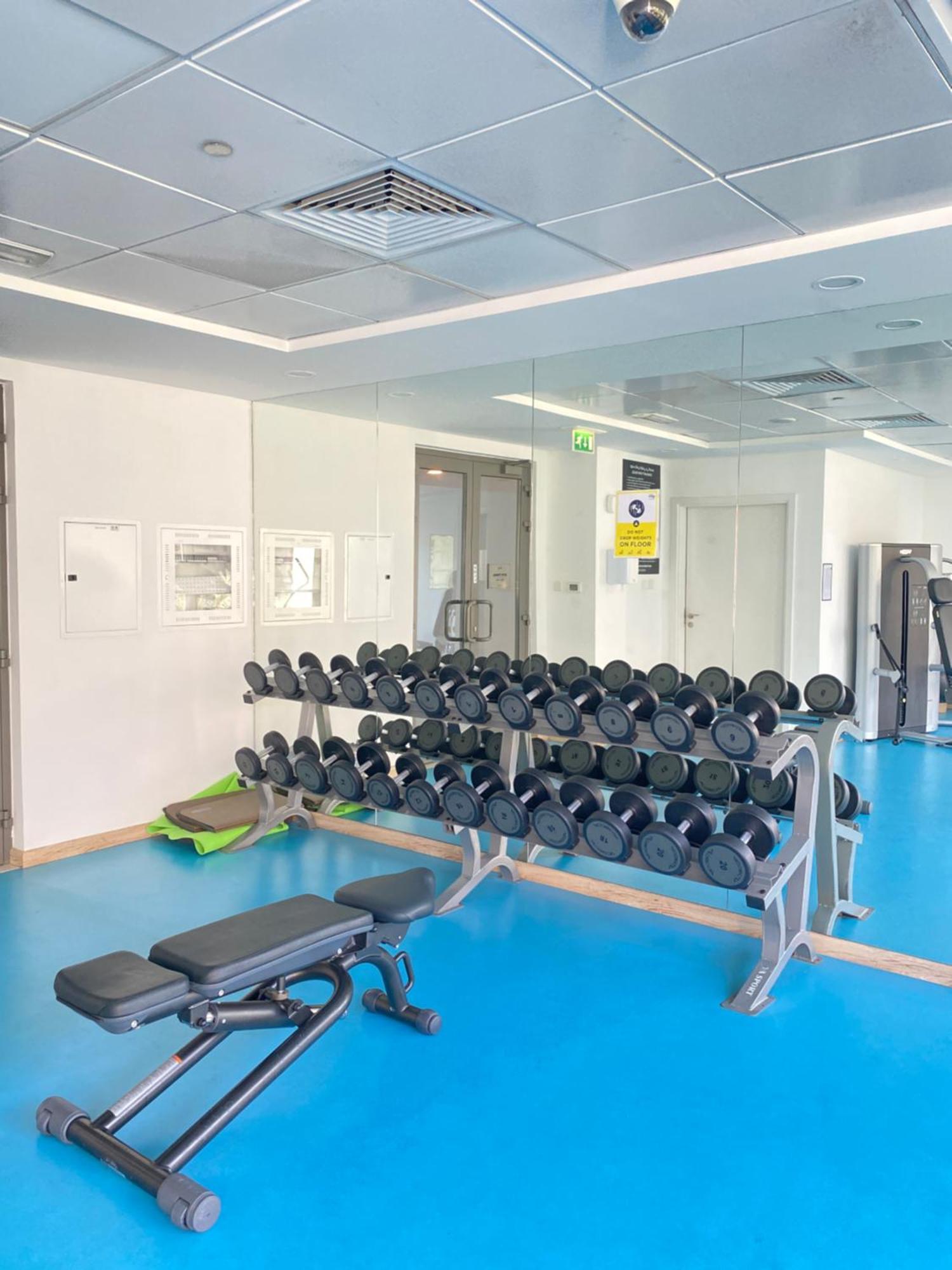Appartement Lovely Calm 3br Easy Accessibility To With Huge Balcony And Pool View Town Square Dubaï