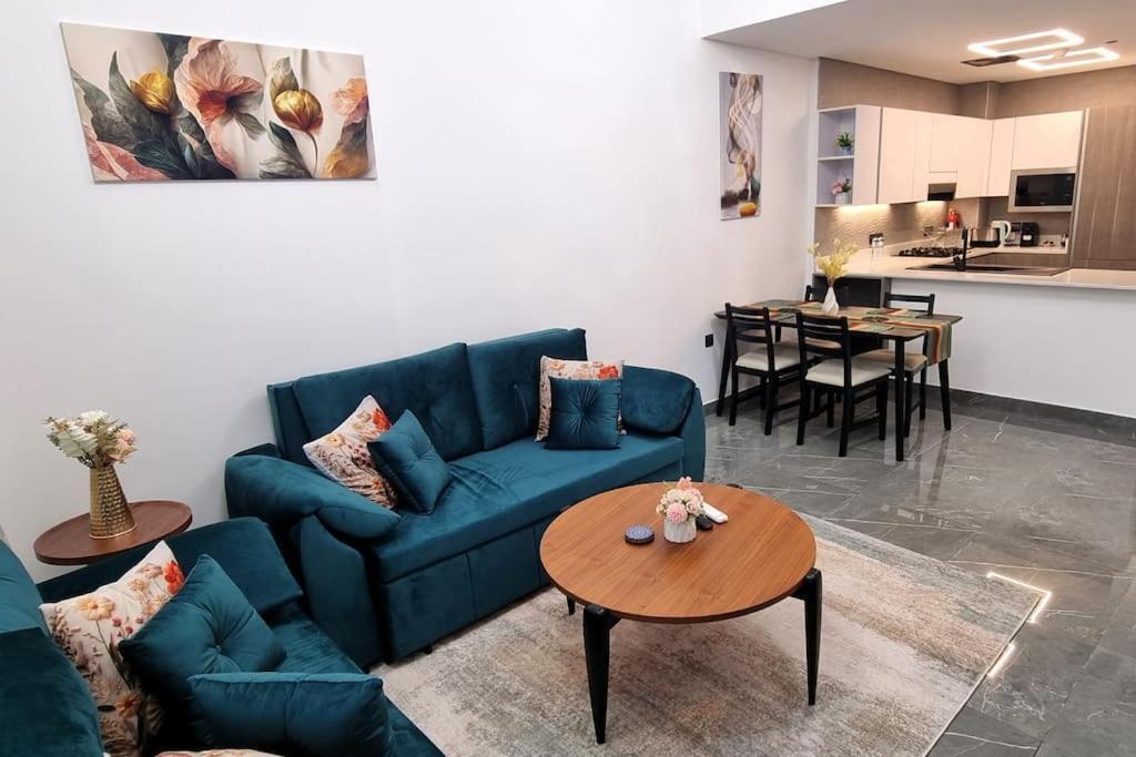 Elegant At Arjan Joya Blanca Appartement *