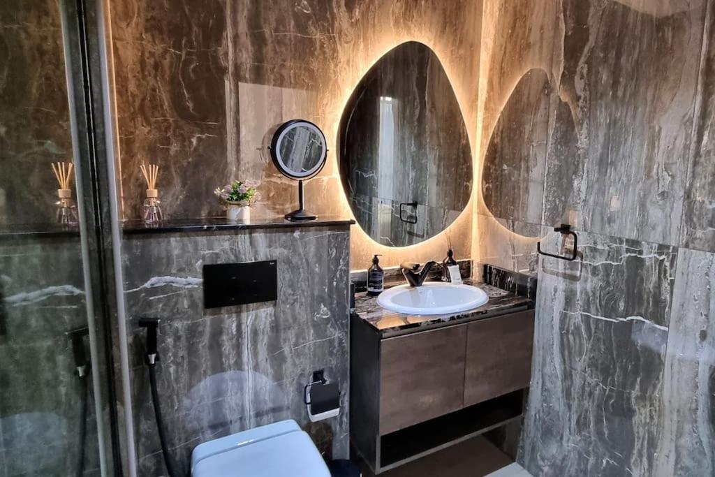 Elegant At Arjan Joya Blanca Appartement