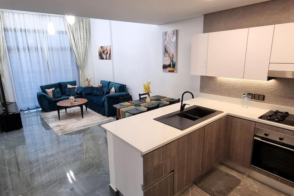 Elegant At Arjan Joya Blanca Dubaï