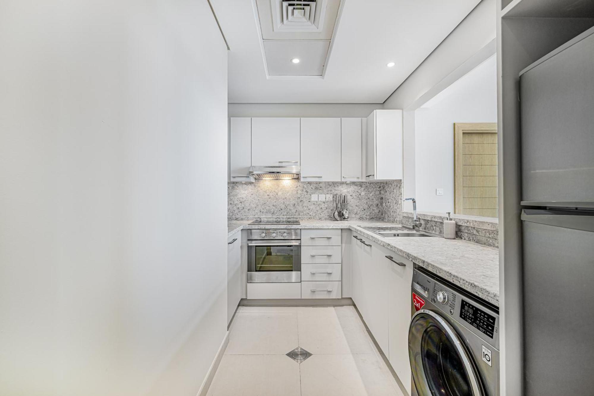 Daniels Stylish 1br At Silverene Tower Marina