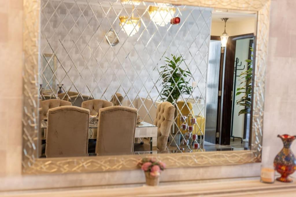 Royal Marina Experience Lavish 2br Waterfront View Apartment
