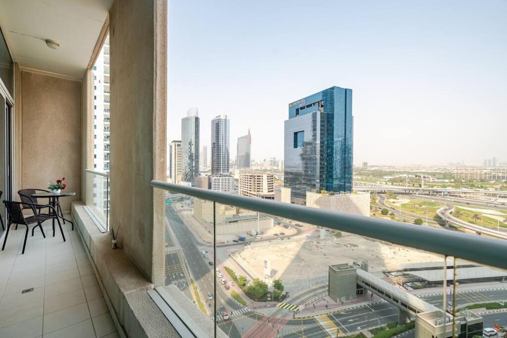Appartement Elegant In Marina, Large 1br In Marina Heights