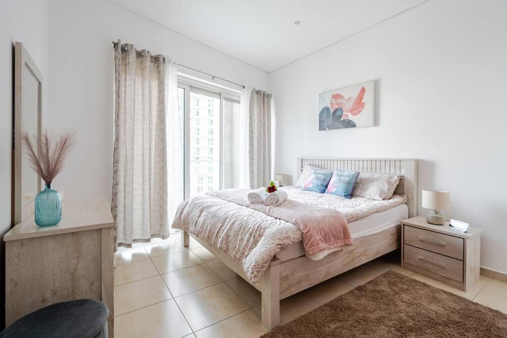 Elegant In Marina, Large 1br In Marina Heights Appartement Dubaï