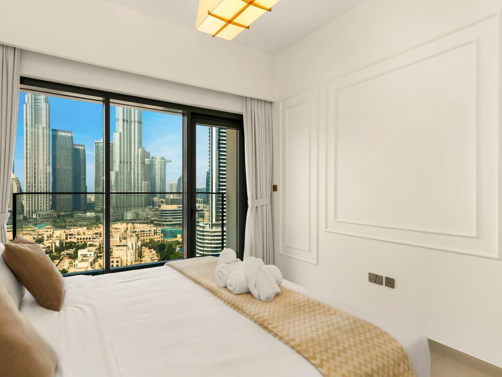 Burj Khalifa View Luxe 2br, 5 Mins Walk To Mall Appartement *