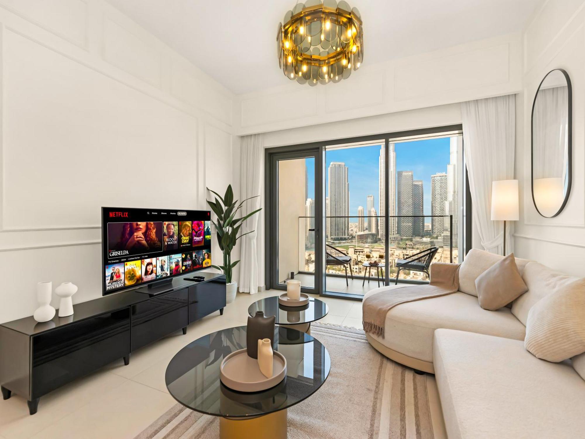 Burj Khalifa View Luxe 2br, 5 Mins Walk To Mall *